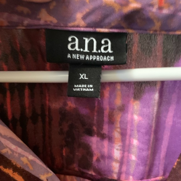 Ana Multi-colored blouse - A New Approach - Picture 3 of 4
